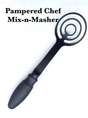 Pampered Chef Mix-n-Masher Whisk Blend Utensil Kitchen Tool Black